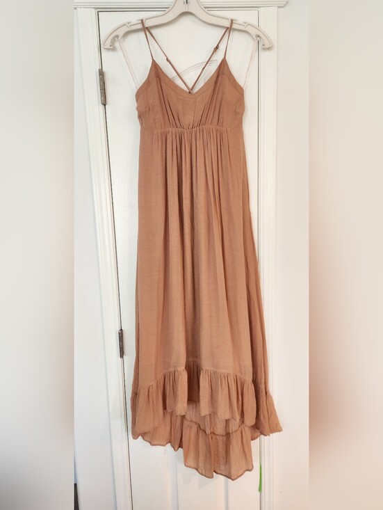 Forever 21 Dresses & Skirts - Boho Love 21 High Low Ruffled Hem Babydoll Maxi Dress